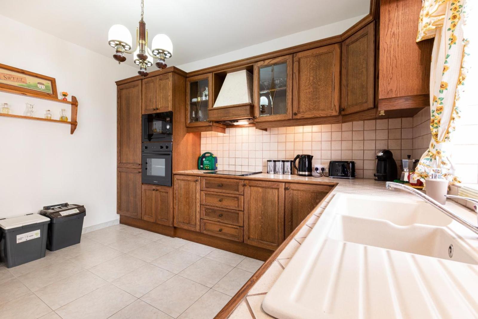 Spacious & Comfy Seaside Flat